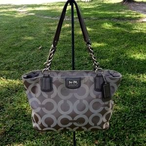 👜Grey Coach shoulder bag👜